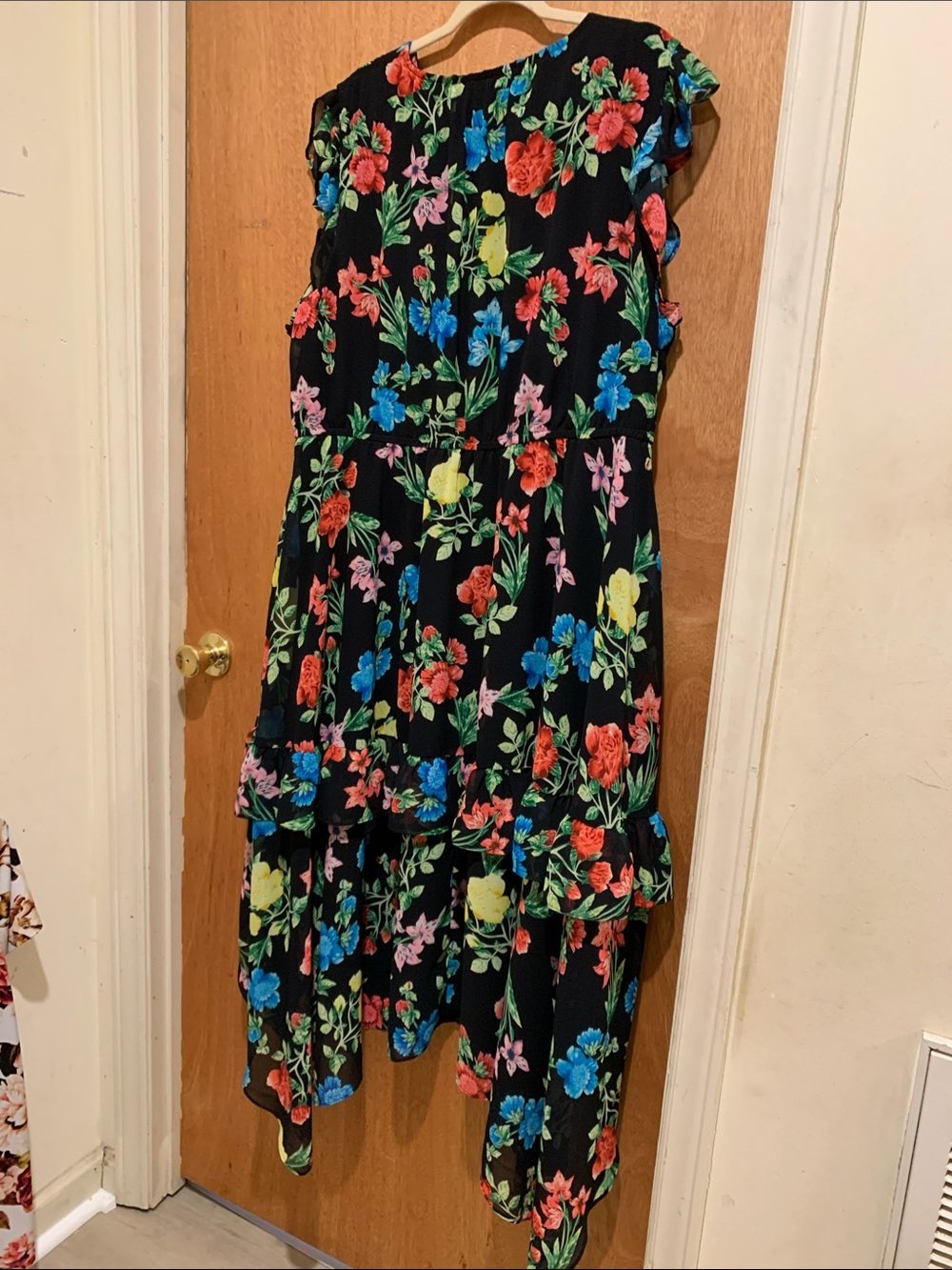 Calvin Klein Black Floral dress size 22. - Picture 3 of 9